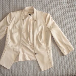 Cream 3/4 Sleeve Blazer White House Black Market S